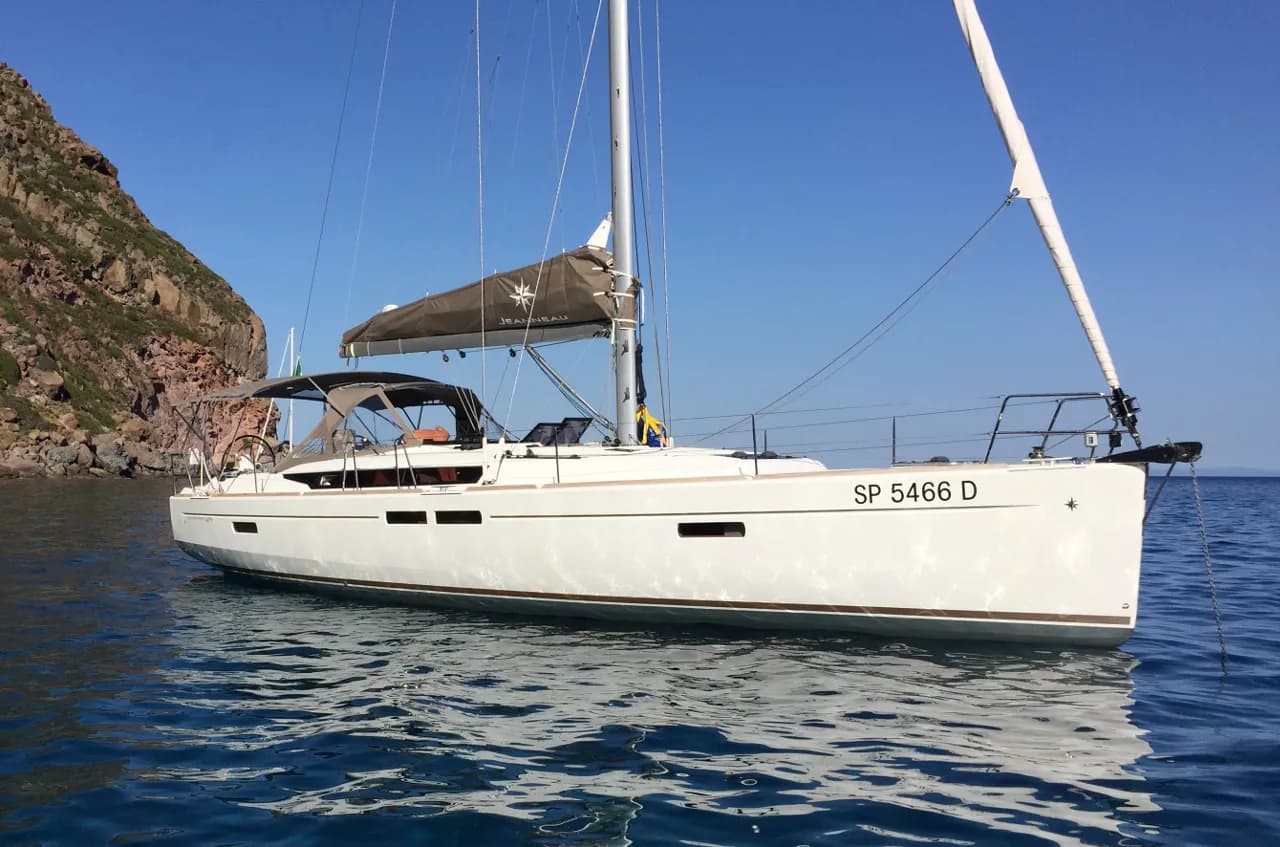 Лодка - Исследуйте Марина ди Чечина на арендованном Jeanneau Sun Odyssey 479 длиной 14.43м