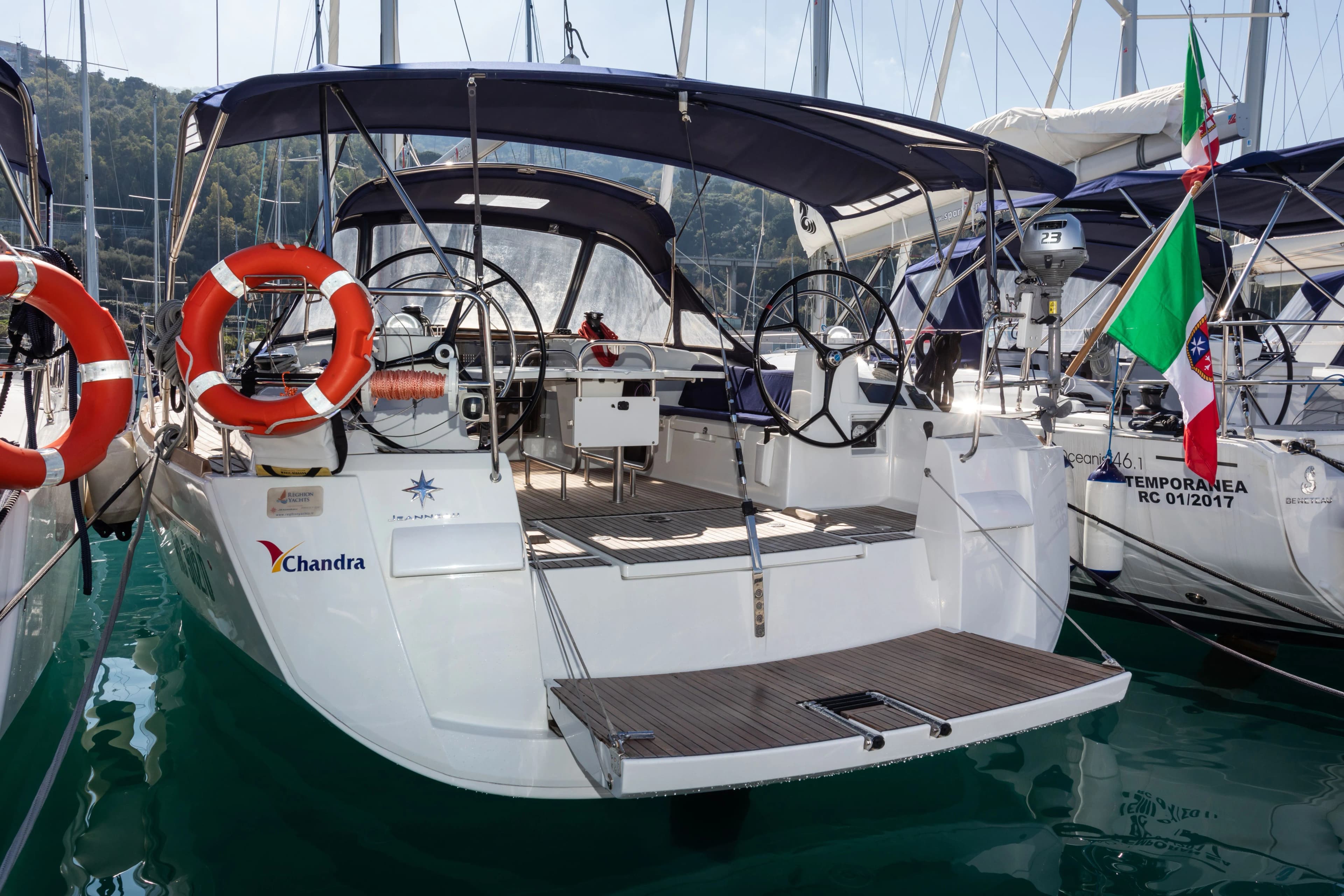 Лодка - Взять в чартер 14.43м Jeanneau Sun Odyssey 479 в Ольбия