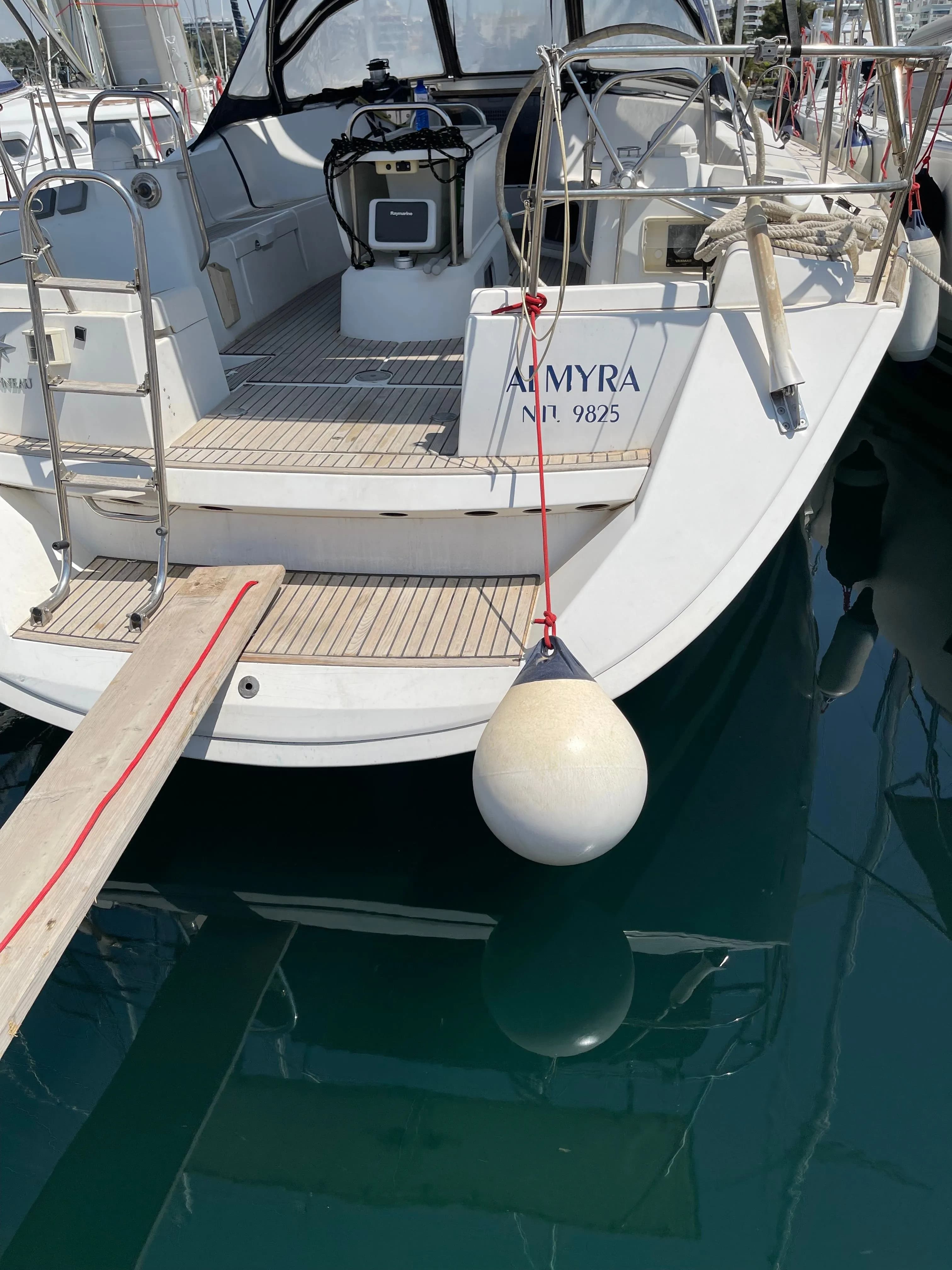 Boat - Explore Athens on a 15.07m 4 Cabin Sailing Yacht Rental