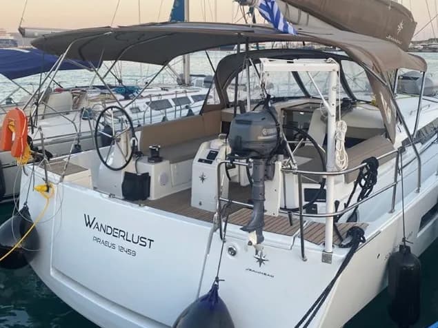 Boat - Charter a 14.42m Boat in Athens
