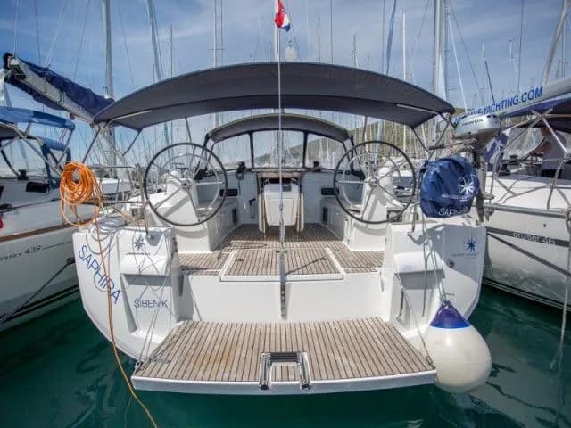Boat - Rent a 15.38m Jeanneau Sun Odyssey 509 Sailing Yacht in Stockholm