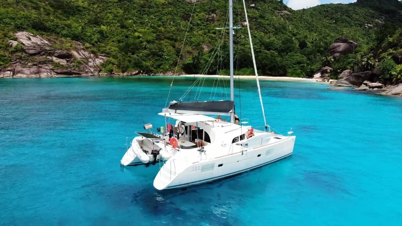 Tekne - Eden Island Kiralık Lagoon 380 S2 11.55m Katamaran