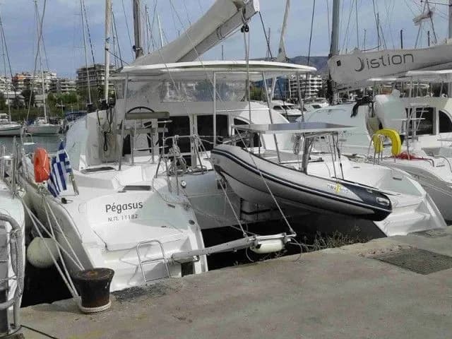 Boat - Rent a 11.45m 6 Cabin Catamaran in Athens