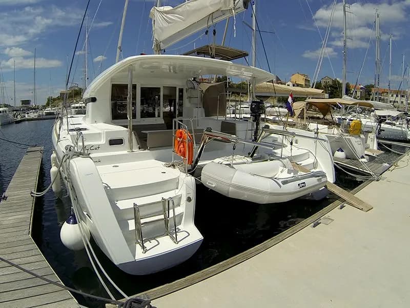 Tekne - Šibenik 11.74m Katamaran Kiralık