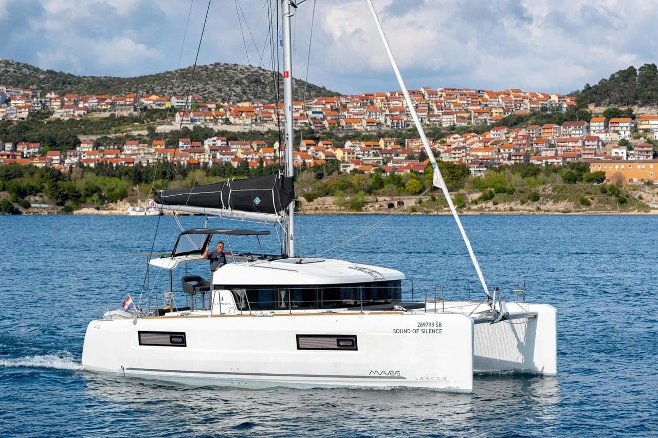 Tekne - Šibenik 11.74m Kiralık Lagoon 40 Katamaran