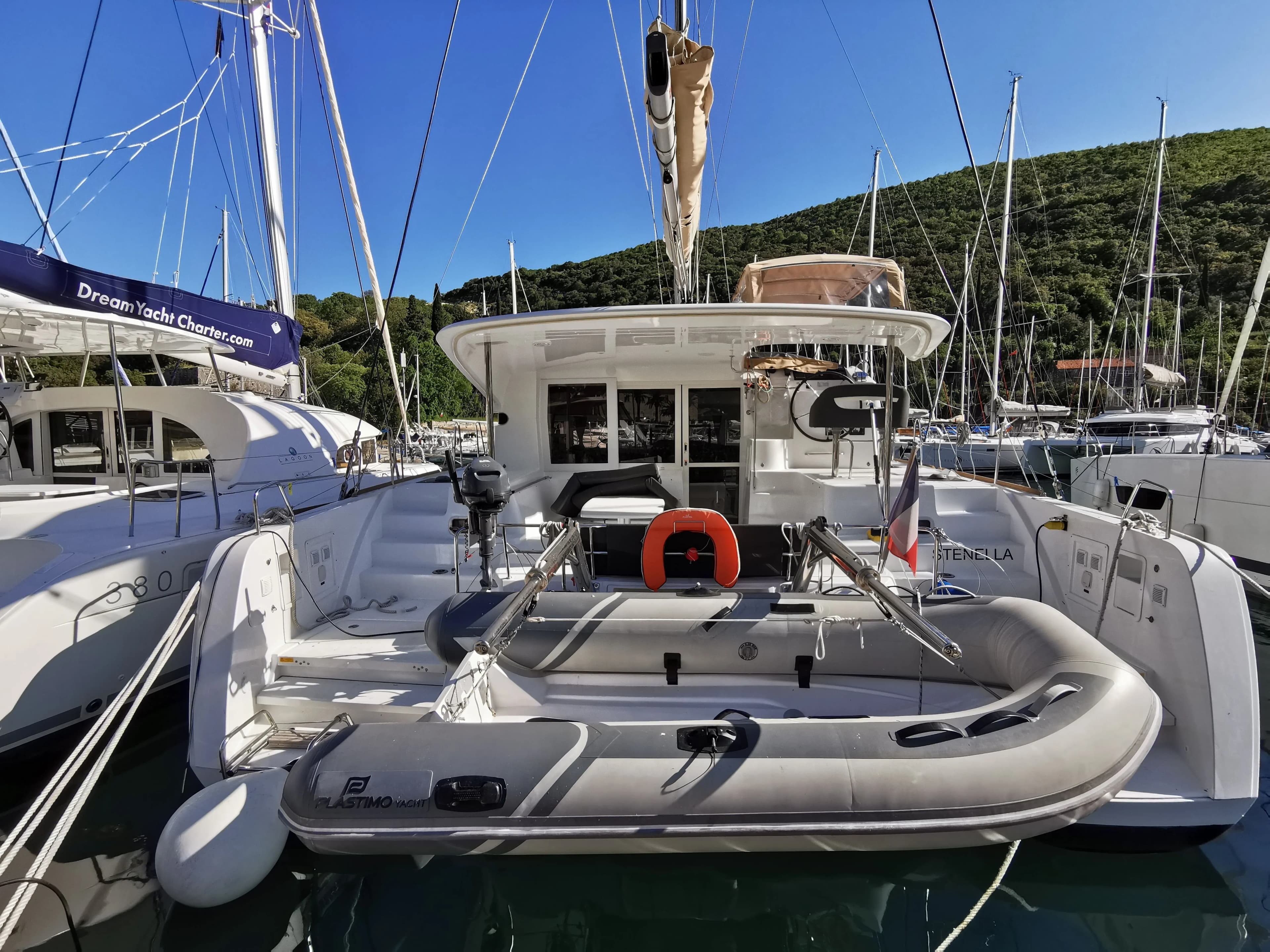 Tekne - Dubrovnik 11.74m Kiralık Katamaran Lagoon 40