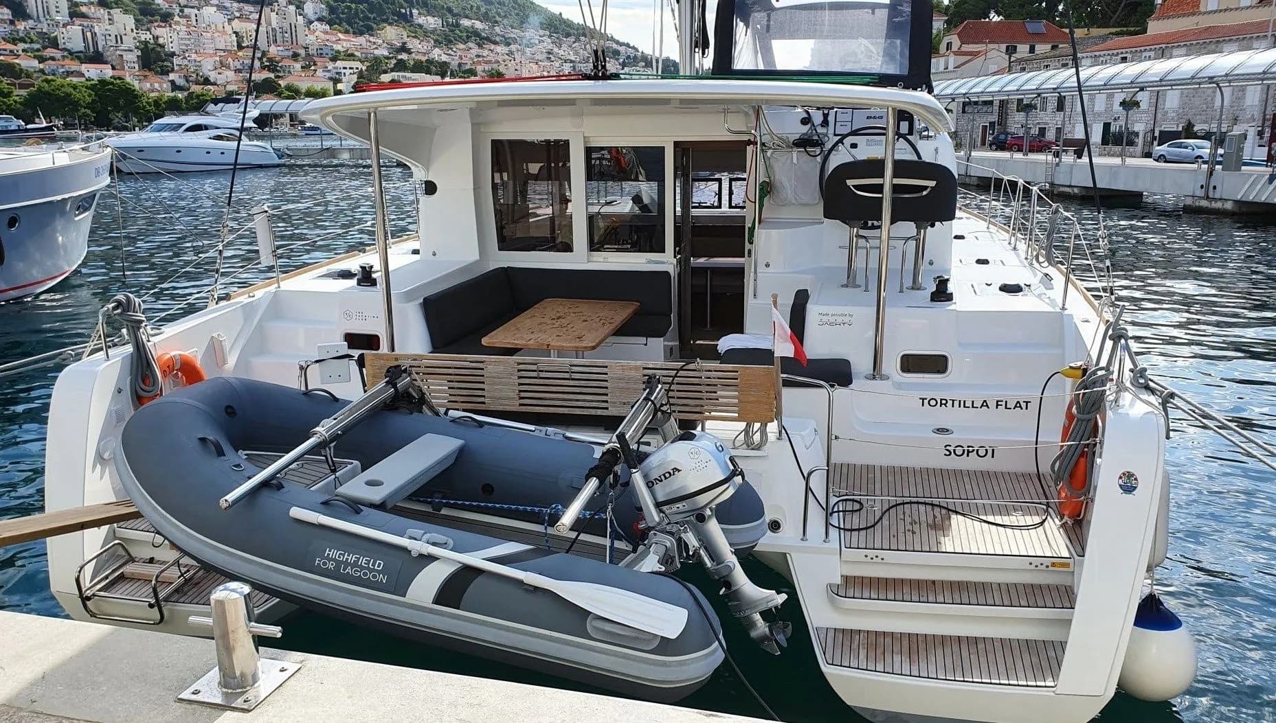 Tekne - Biograd na Moru Kiralık 11.74m Tekne