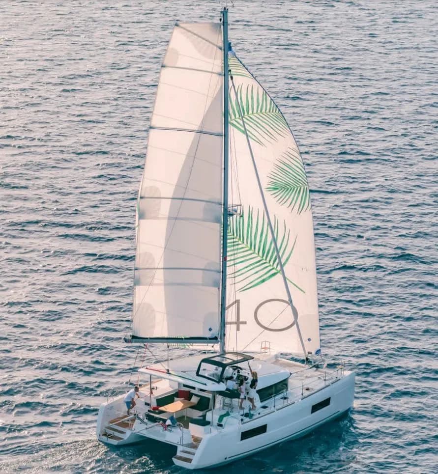 Boat - Charter a 11.74m 4 Cabin Catamaran in Uturoa