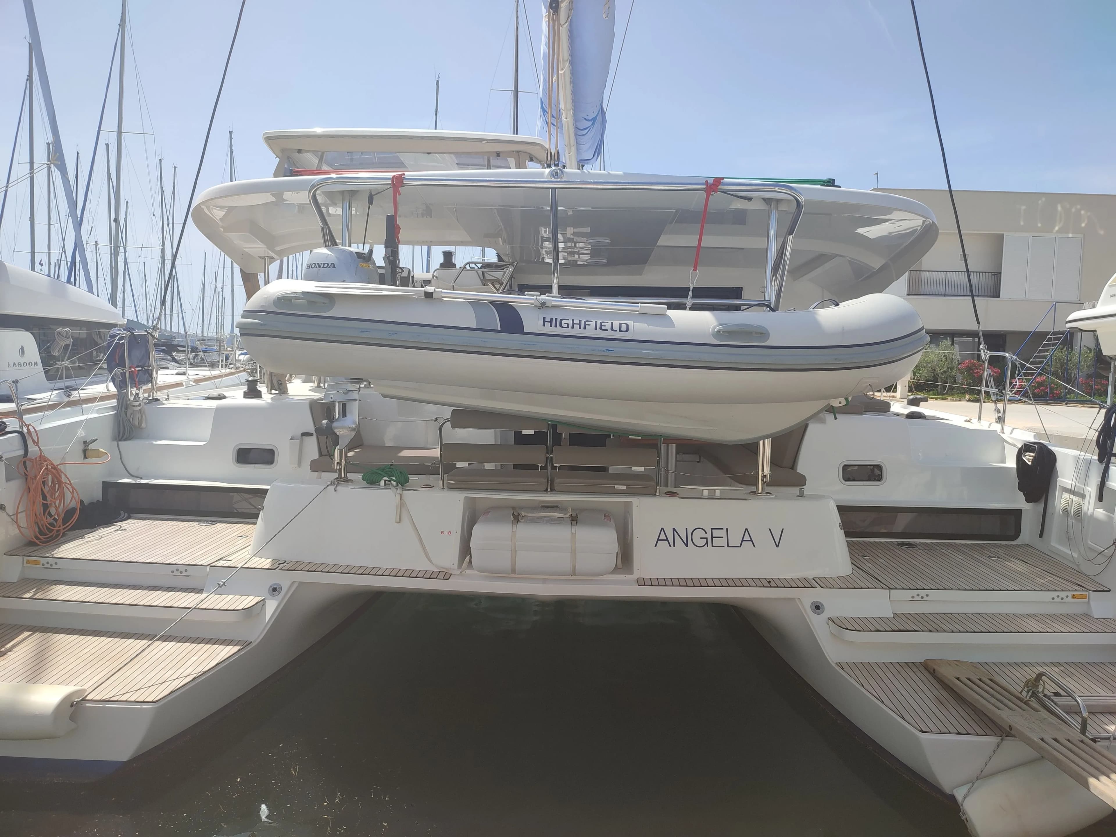Tekne - Trogir Kiralık 12.8m Tekne