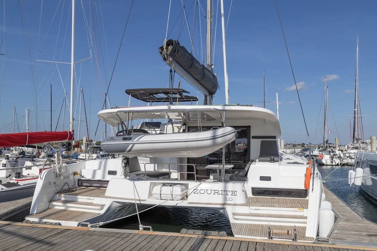 Tekne - Eden Island 12.8m Kiralık Tekne