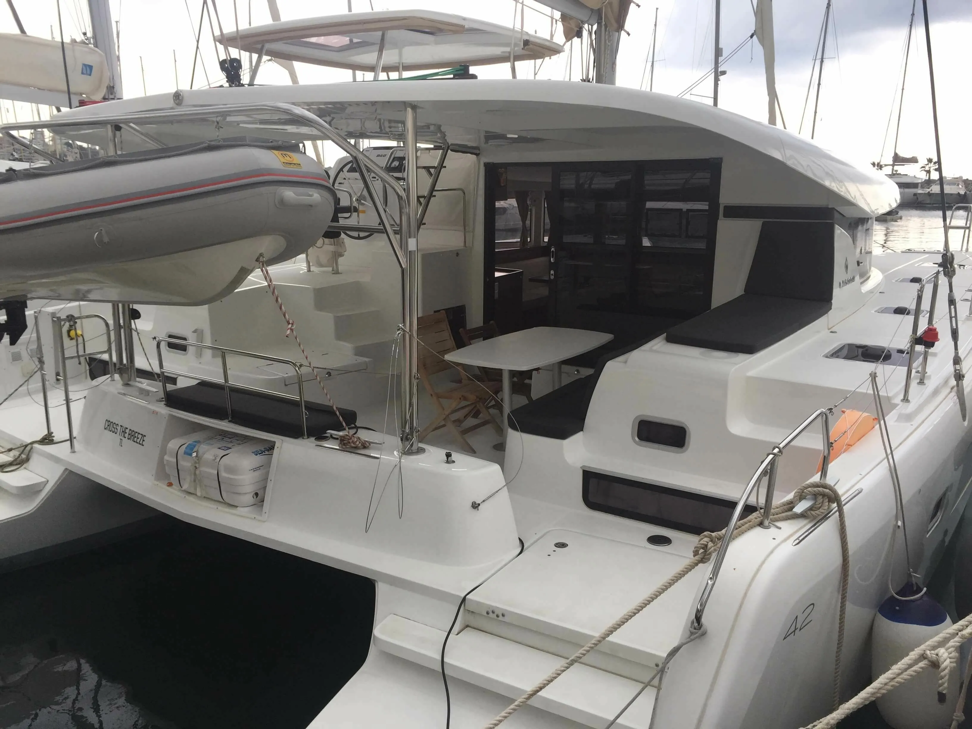 Boat - Explore Hyeres on a 12.8m Lagoon 42 Catamaran Rental