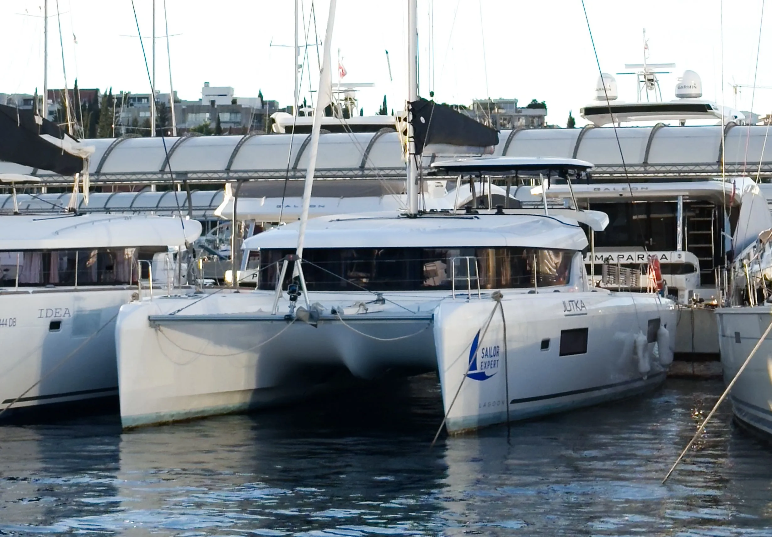 Tekne - Dubrovnik 12.94m Kiralık Katamaran Lagoon 42