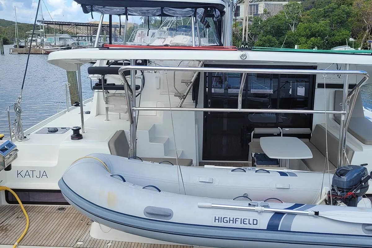 Boat - Rent a 12.8m Catamaran Lagoon 42 in Marsh Harbour