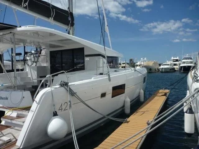 Tekne - Pula Kiralık Lagoon 42 12.8m Katamaran