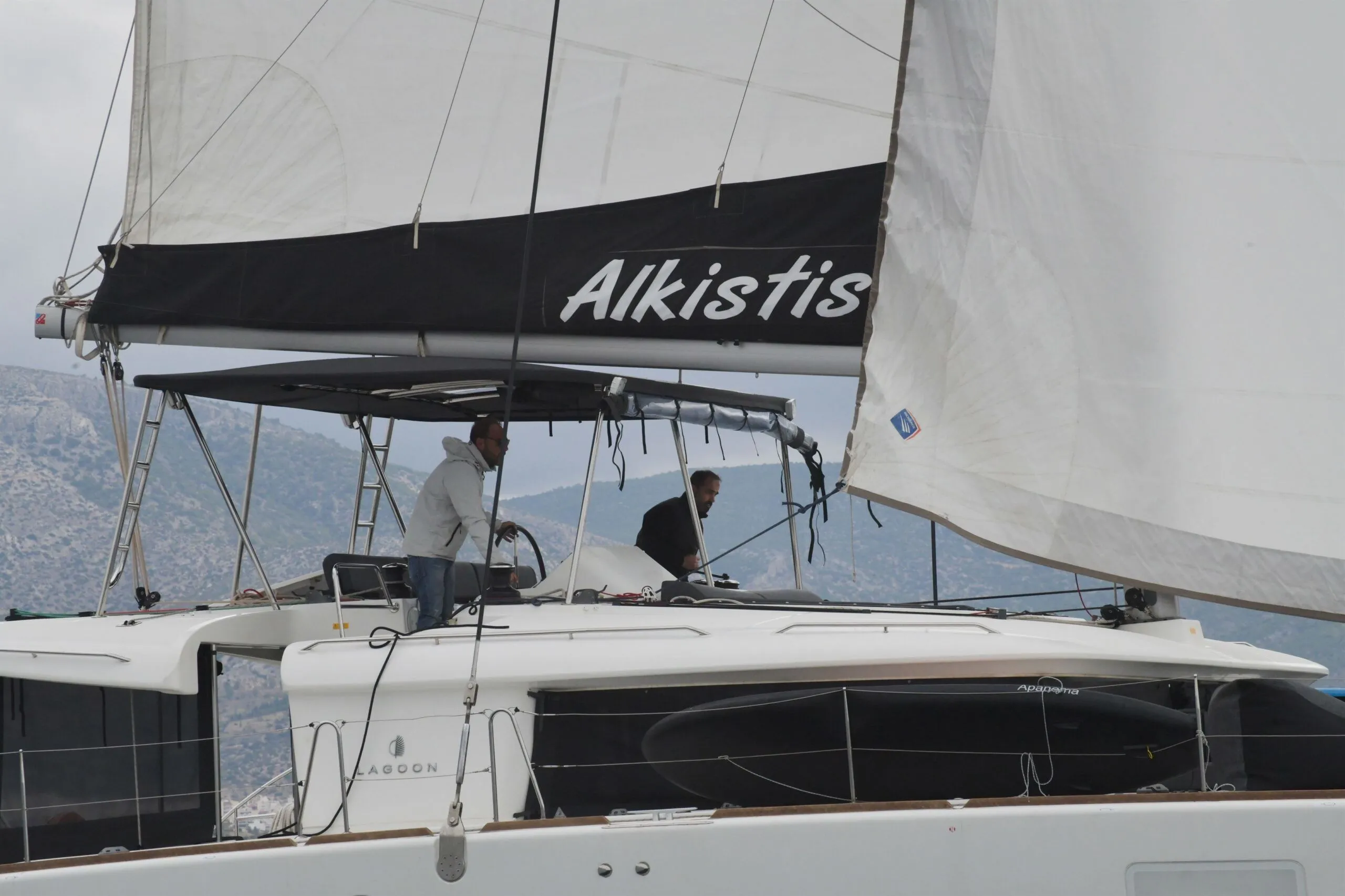 Boat - 13.96m Athens 6 Cabin Catamaran Hire