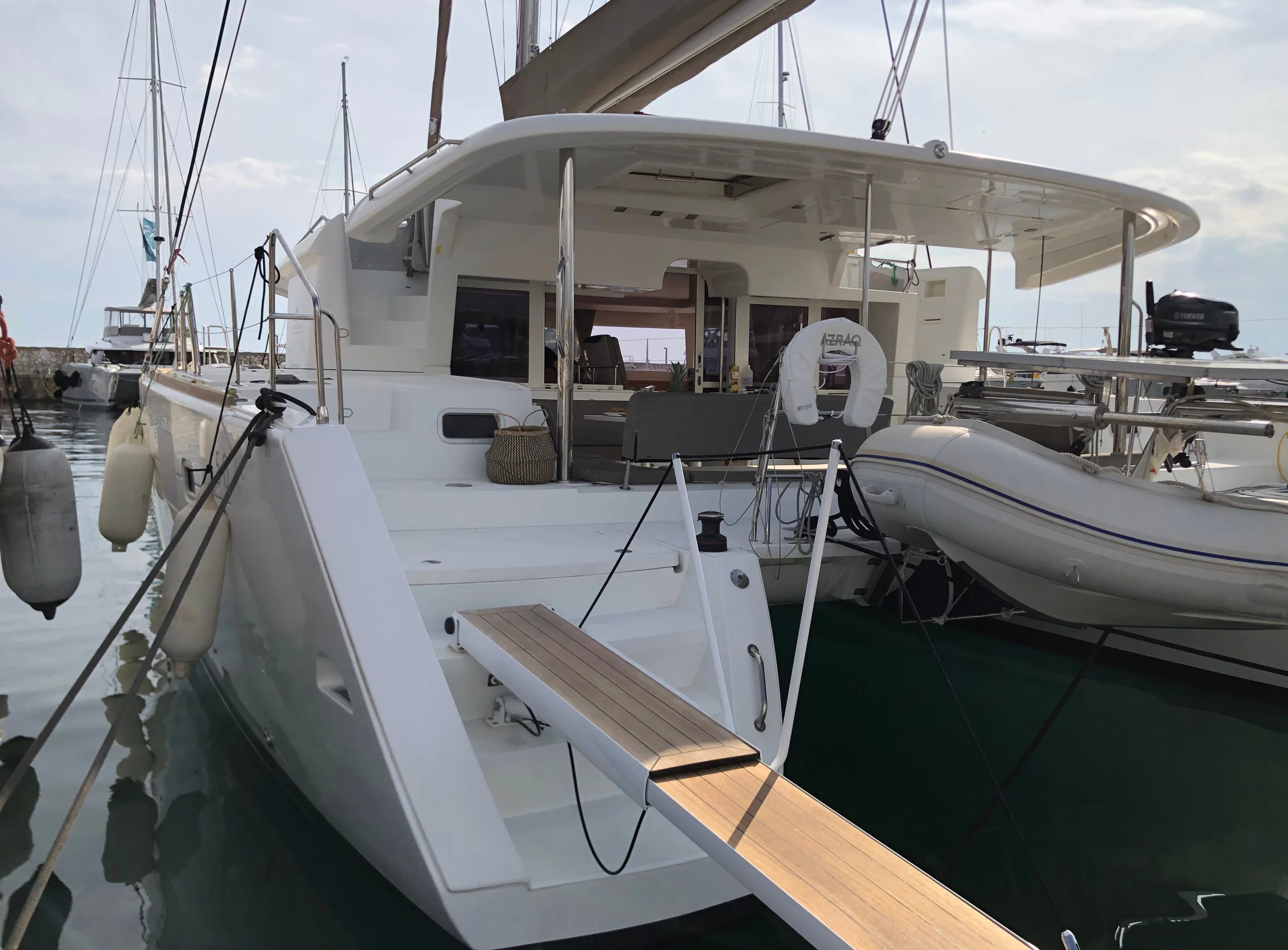 Boat - Charter a 13.96m Catamaran in Athens