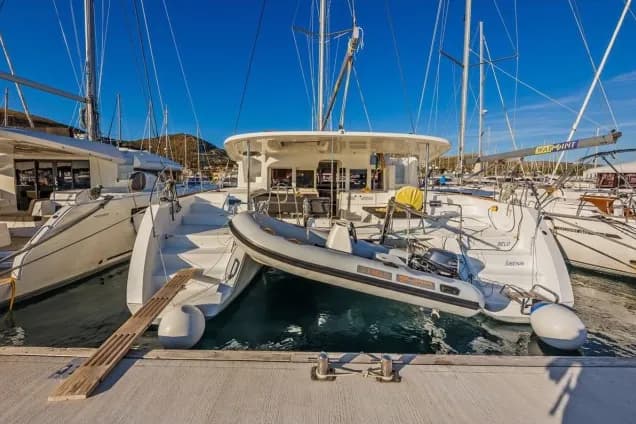 Tekne - Kastela 13.96m Kiralık Katamaran Lagoon 450 F