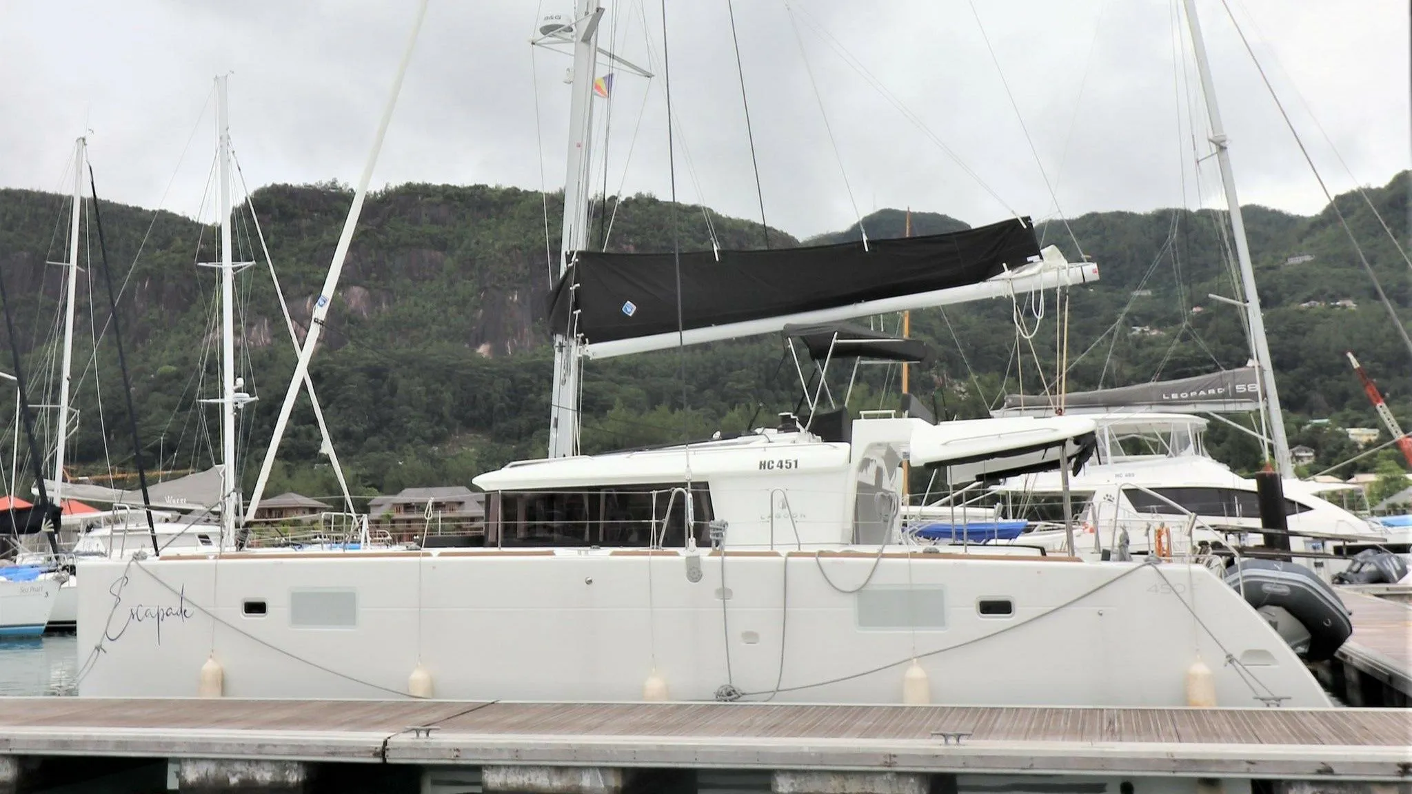 Tekne - Eden Island 13.96m Kiralık Lagoon 450 F