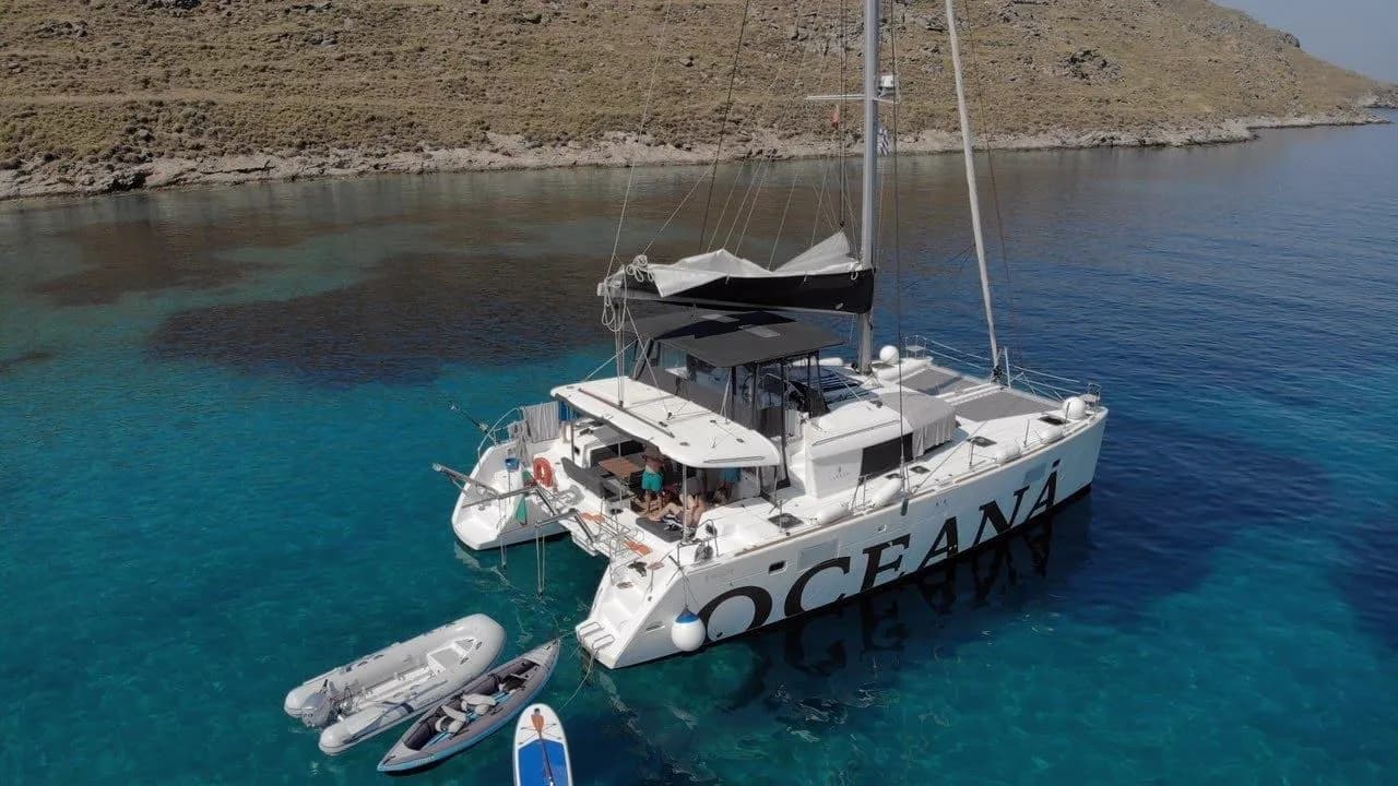 Boat - Rent a 13.96m Catamaran Lagoon 450 F in Athens