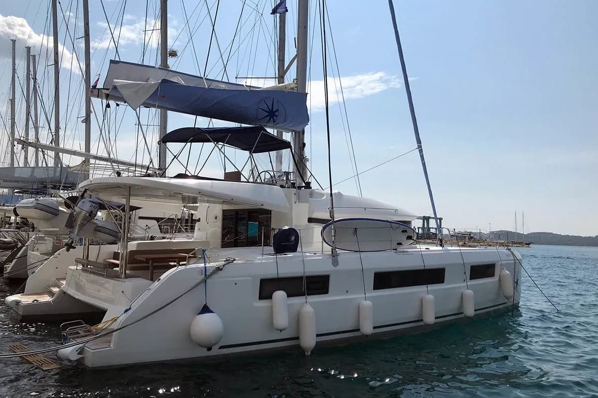 Tekne - Tortola Kiralık 6 Kabinli 13.96m Katamaran