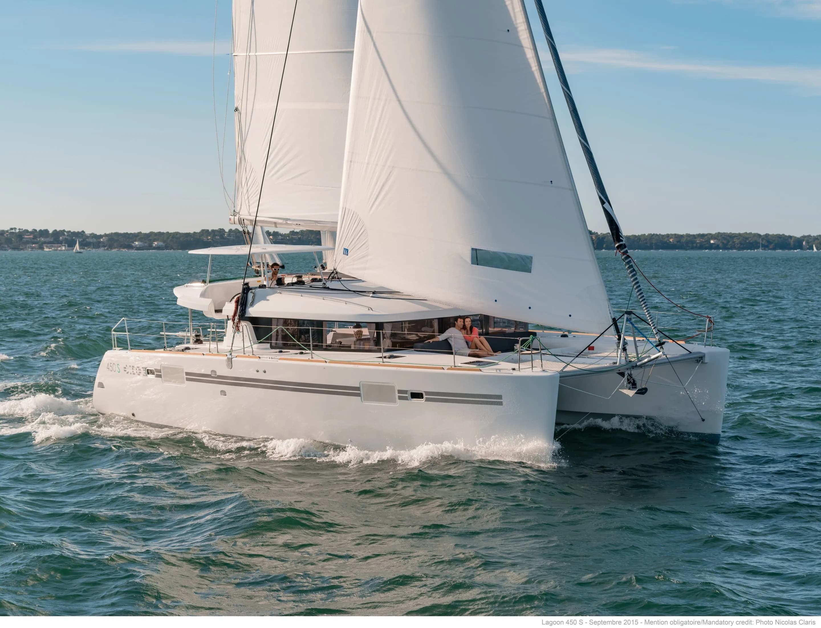 Boat - Rent a 13.96m Lagoon 450 S Catamaran in Bonifacio