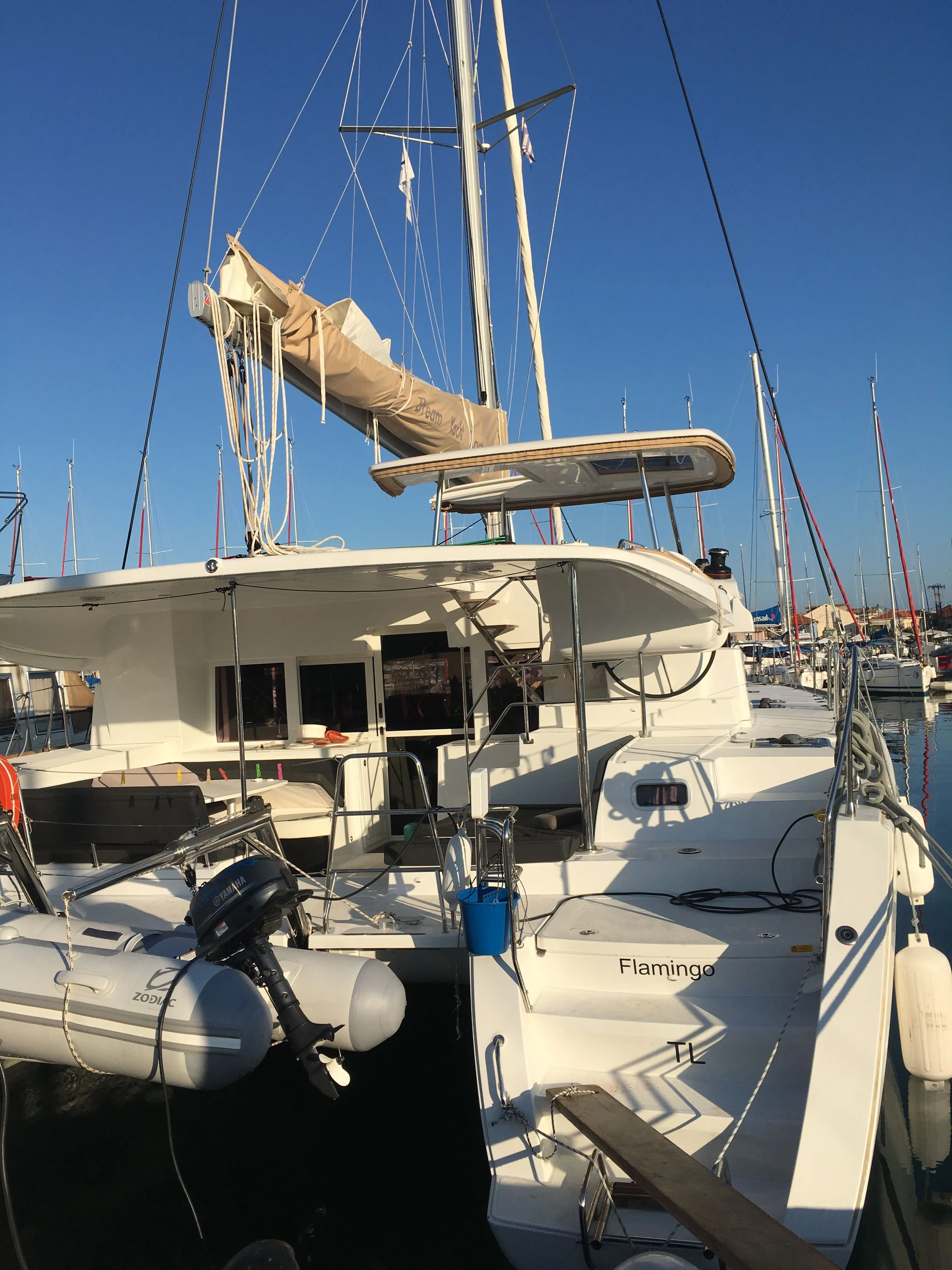 Boat - 13.96m Athens Lagoon 450 S Hire