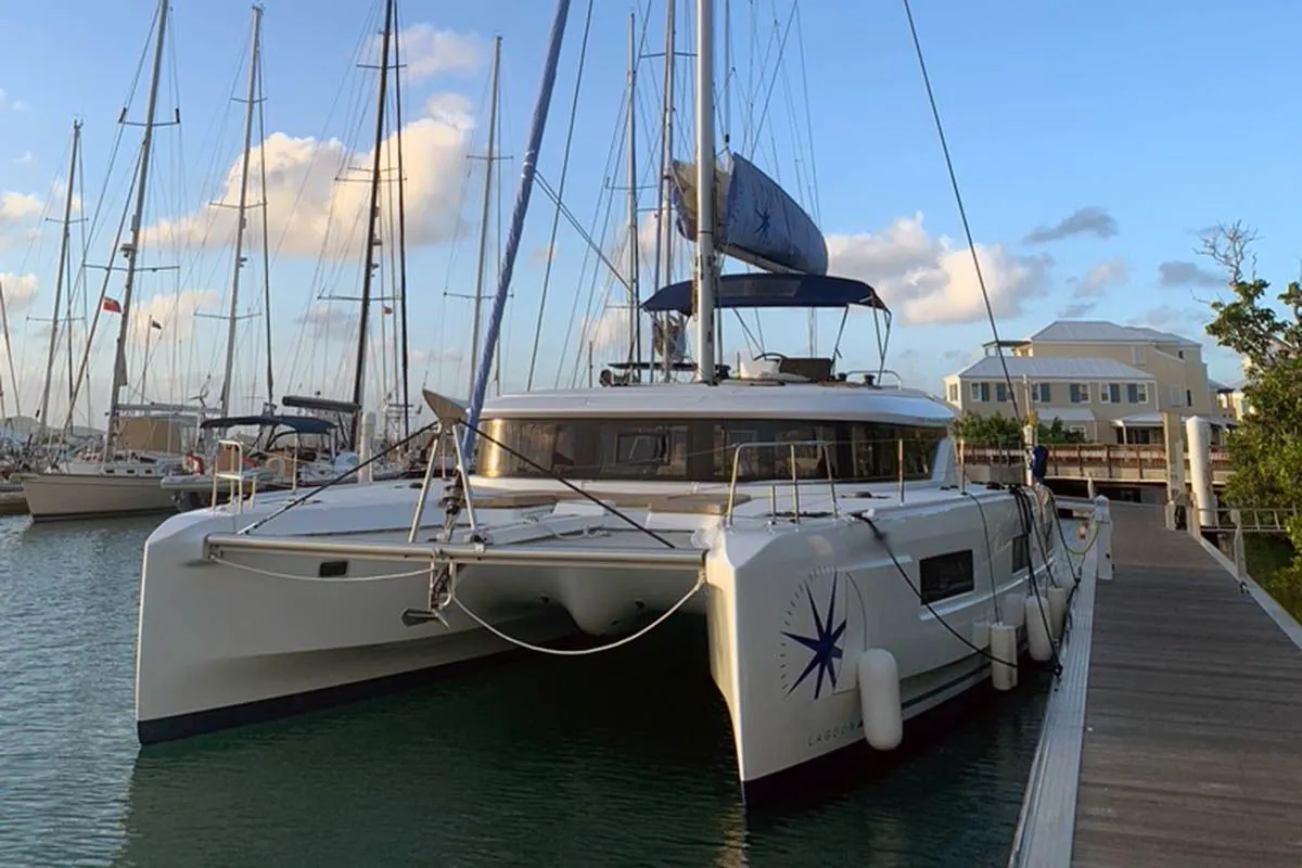 Tekne - Tortola 13.99m Kiralık Katamaran Lagoon 46