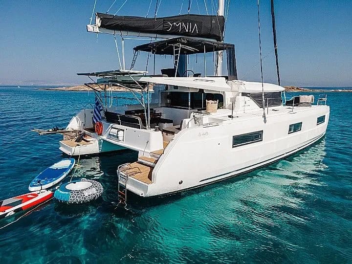 Boat - Charter a 13.99m Catamaran Lagoon 46 in Athens