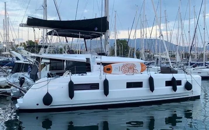 Boat - Rent a 13.99m Catamaran Lagoon 46 in Athens