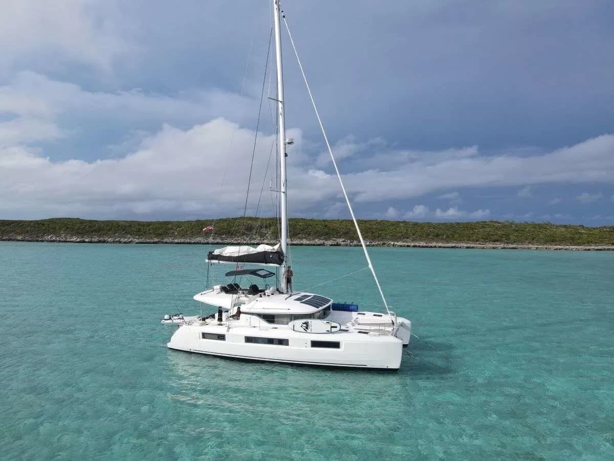 Tekne - Tortola 14.75m Kiralık 4 Kabinli Katamaran