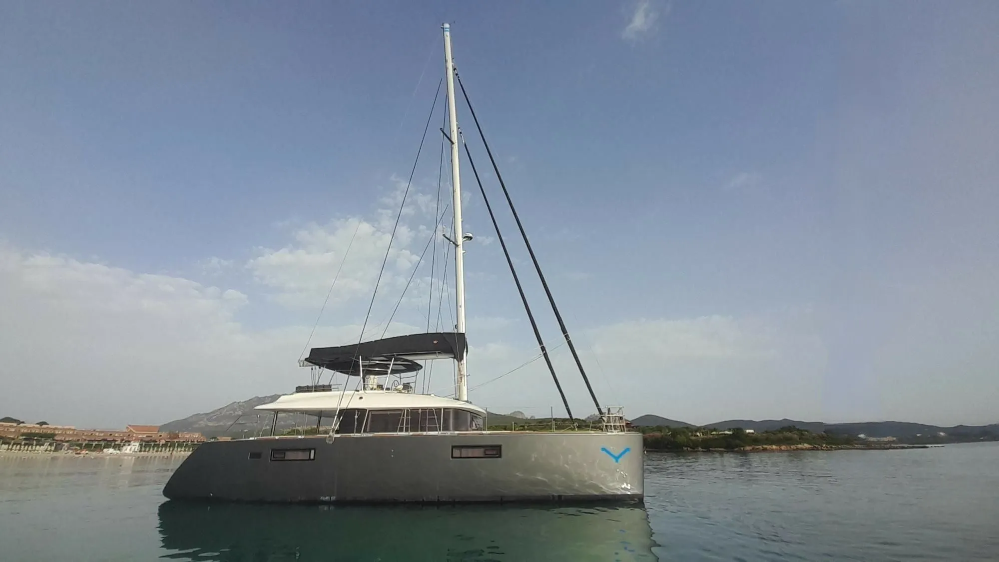 Tekne - Porto Rotondo 17.07m Kiralık Katamaran Lagoon 560