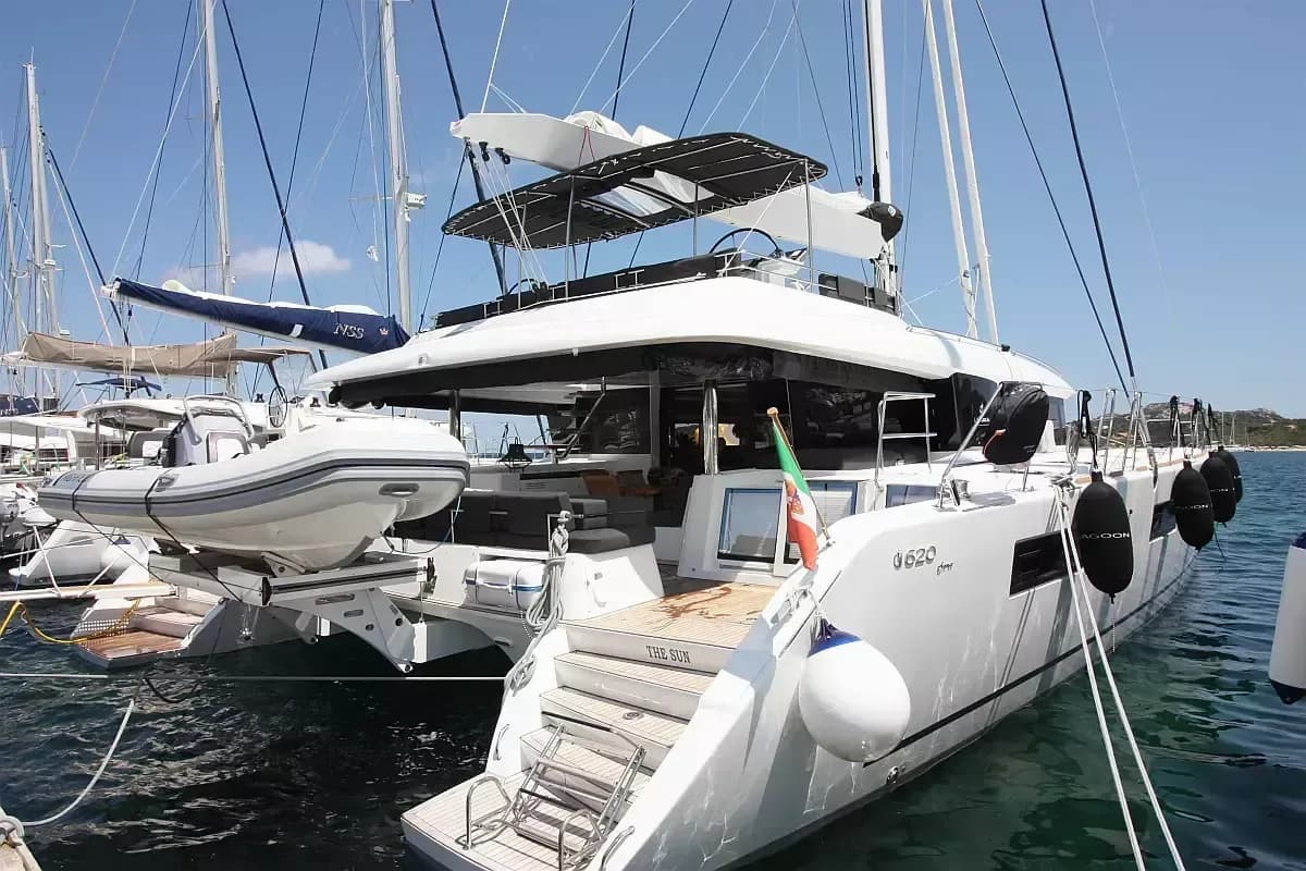 Tekne - Le Marin 18.9m Kiralık Katamaran Lagoon 620