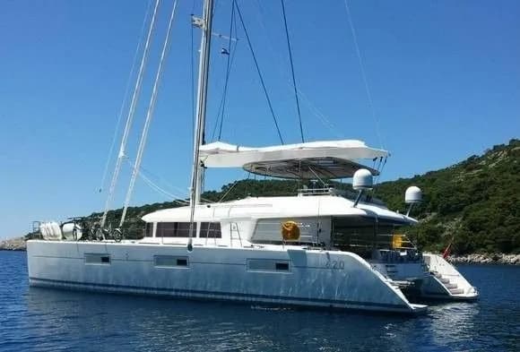 Tekne - Capo d'Orlando 18.9m Kiralık Katamaran Lagoon 620