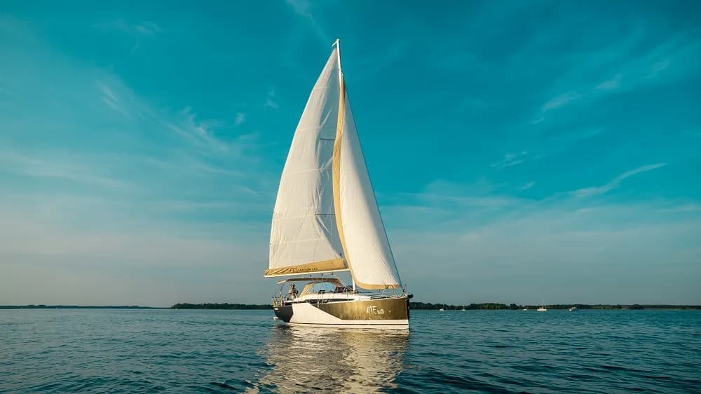 Boat - Explore Gizycko on a 10.9m Legion Yachts 360 Sailing Yacht Rental