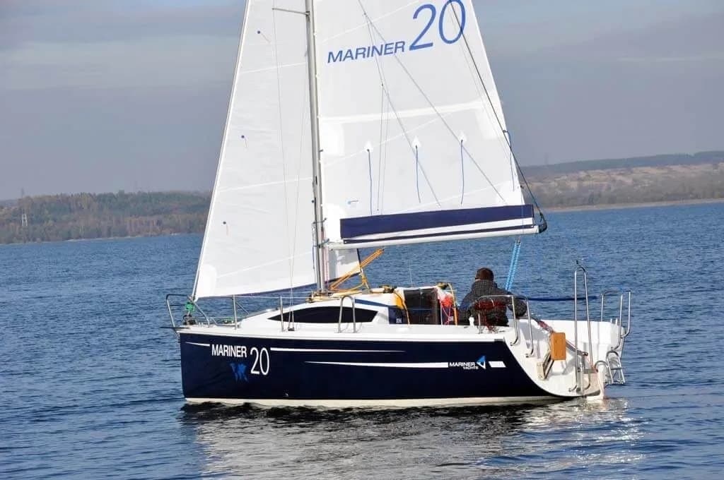 Boat - Rent a 5.98m Mariner 20 Sailing Yacht in Piekna Gora