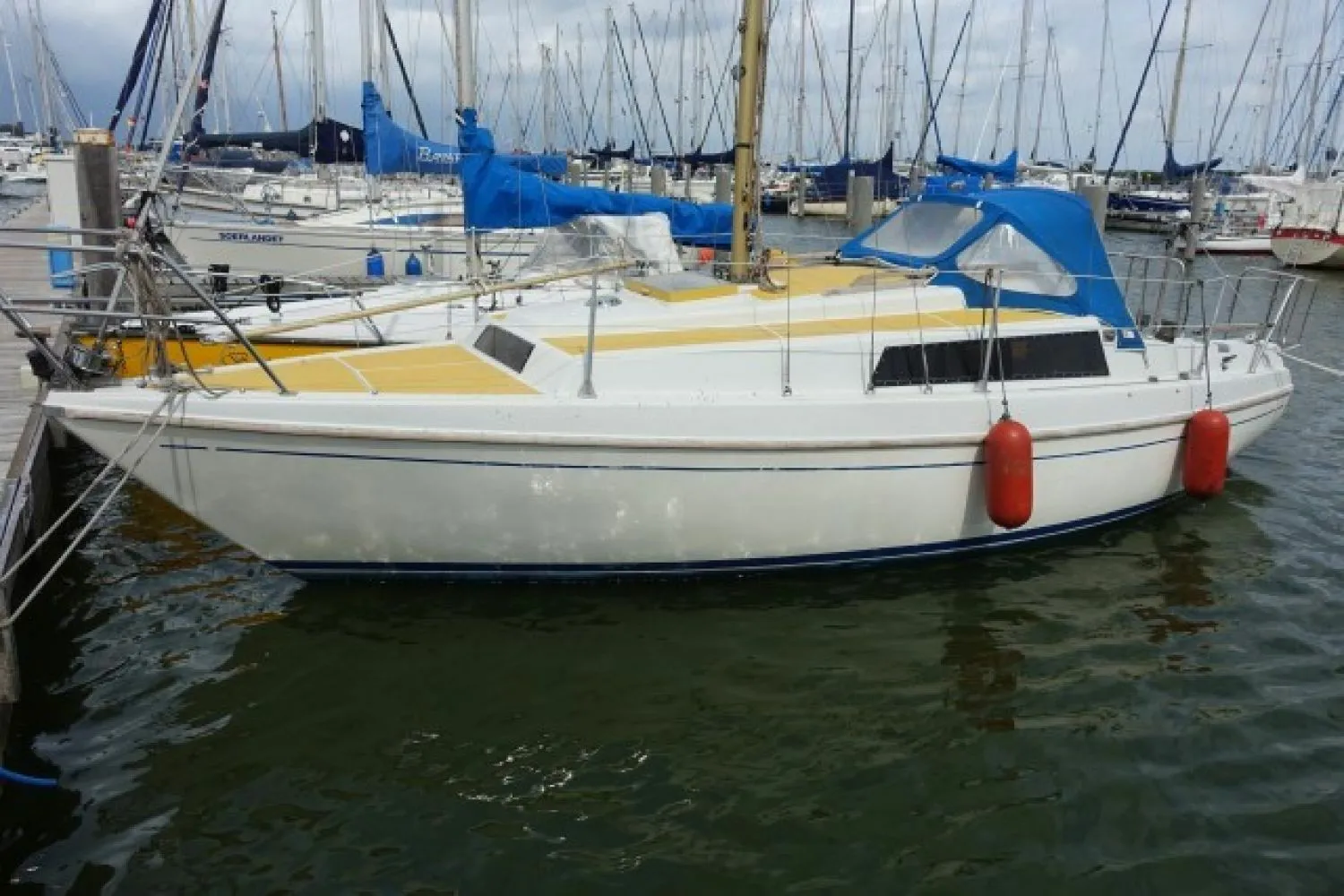 Tekne - Riva del Garda 7.75m Kiralık Neptun 26
