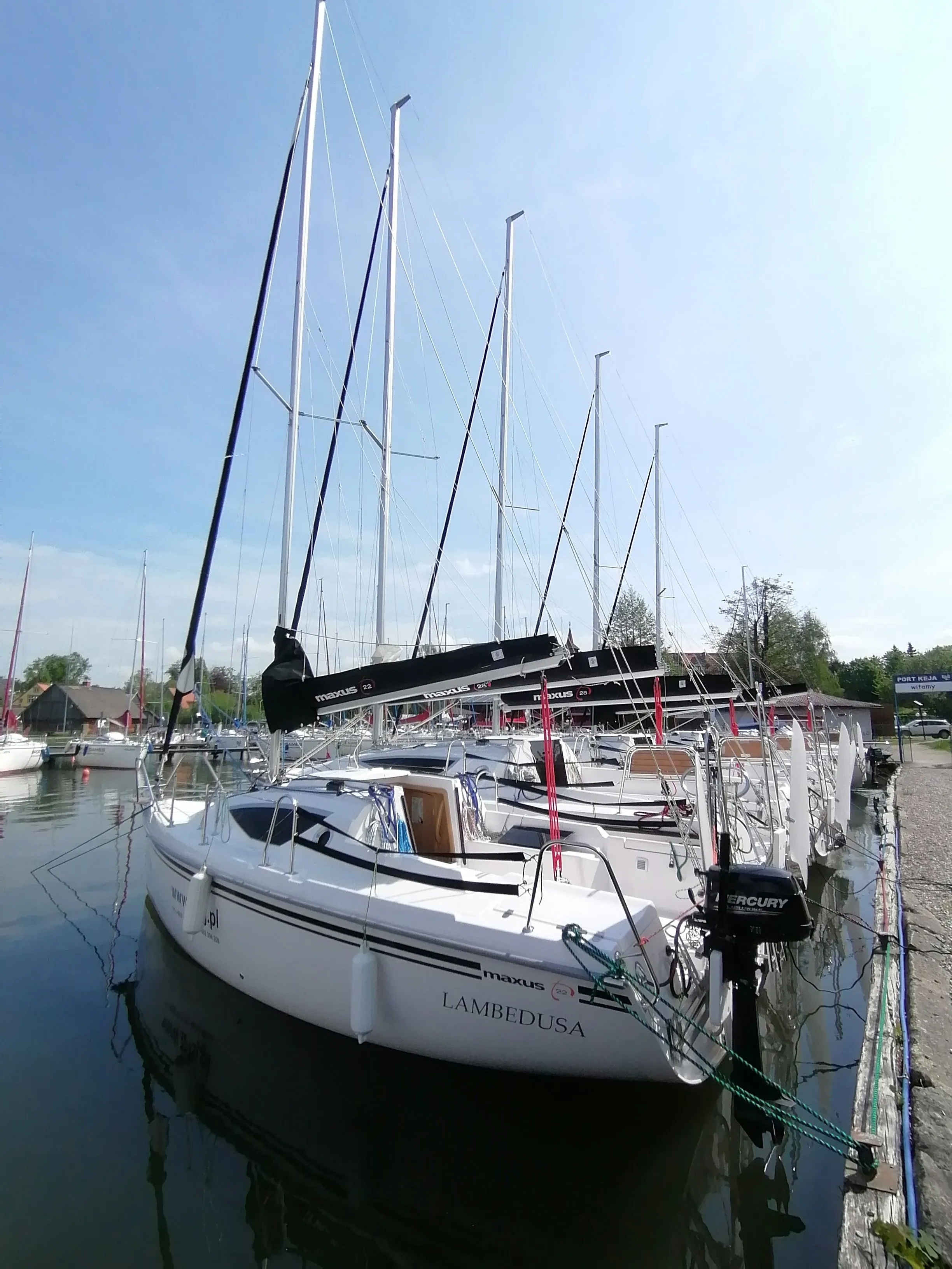 Boat - 7.23m Węgorzewo Northman Maxus 22 Hire