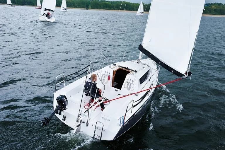 Boat - Charter a 7.62m 4 Cabin Sailing Yacht in Wilkasy