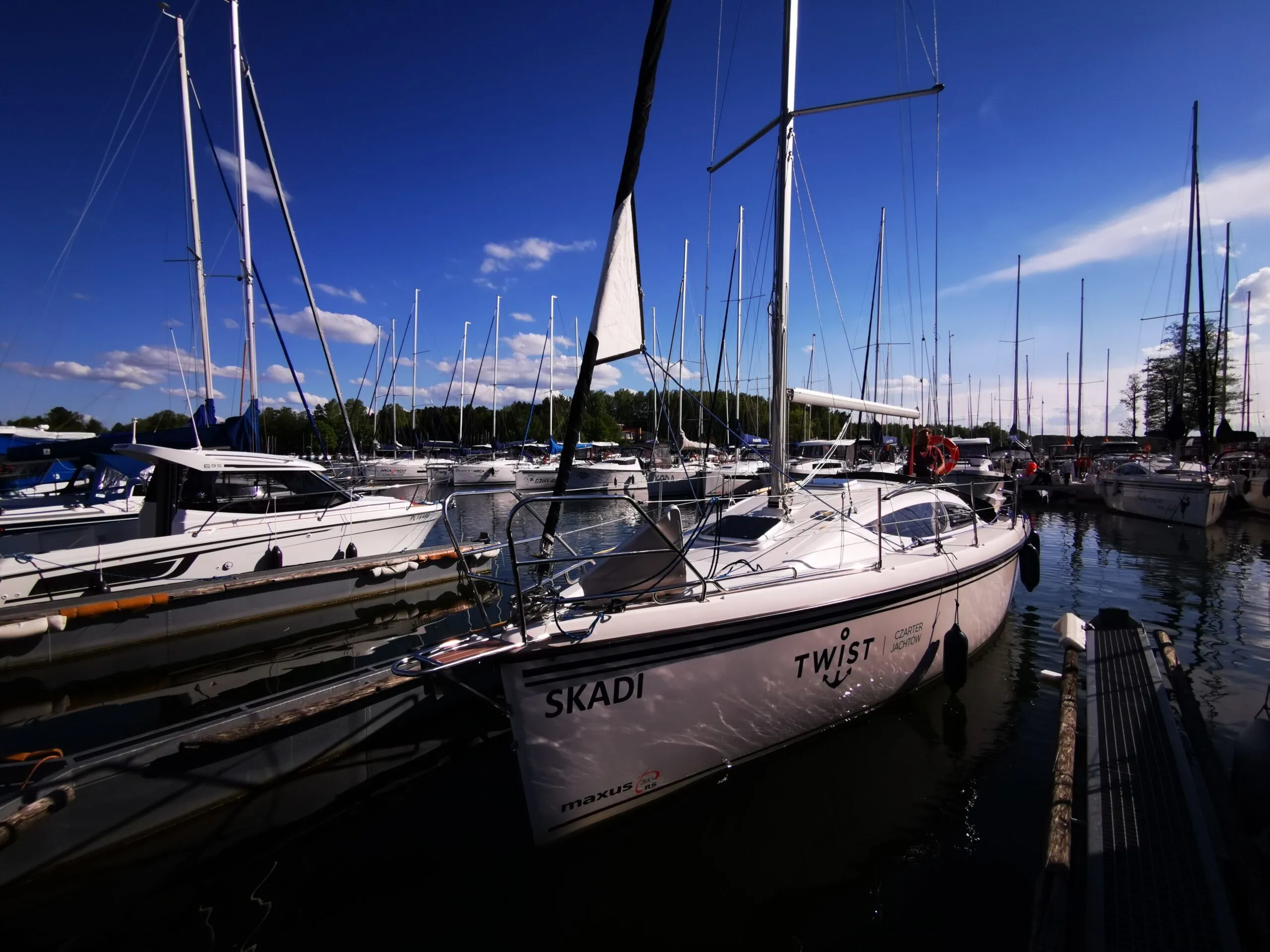 Boat - Explore Rydzewo on a 10.45m Northman Maxus 33.1 Sailing Yacht Rental