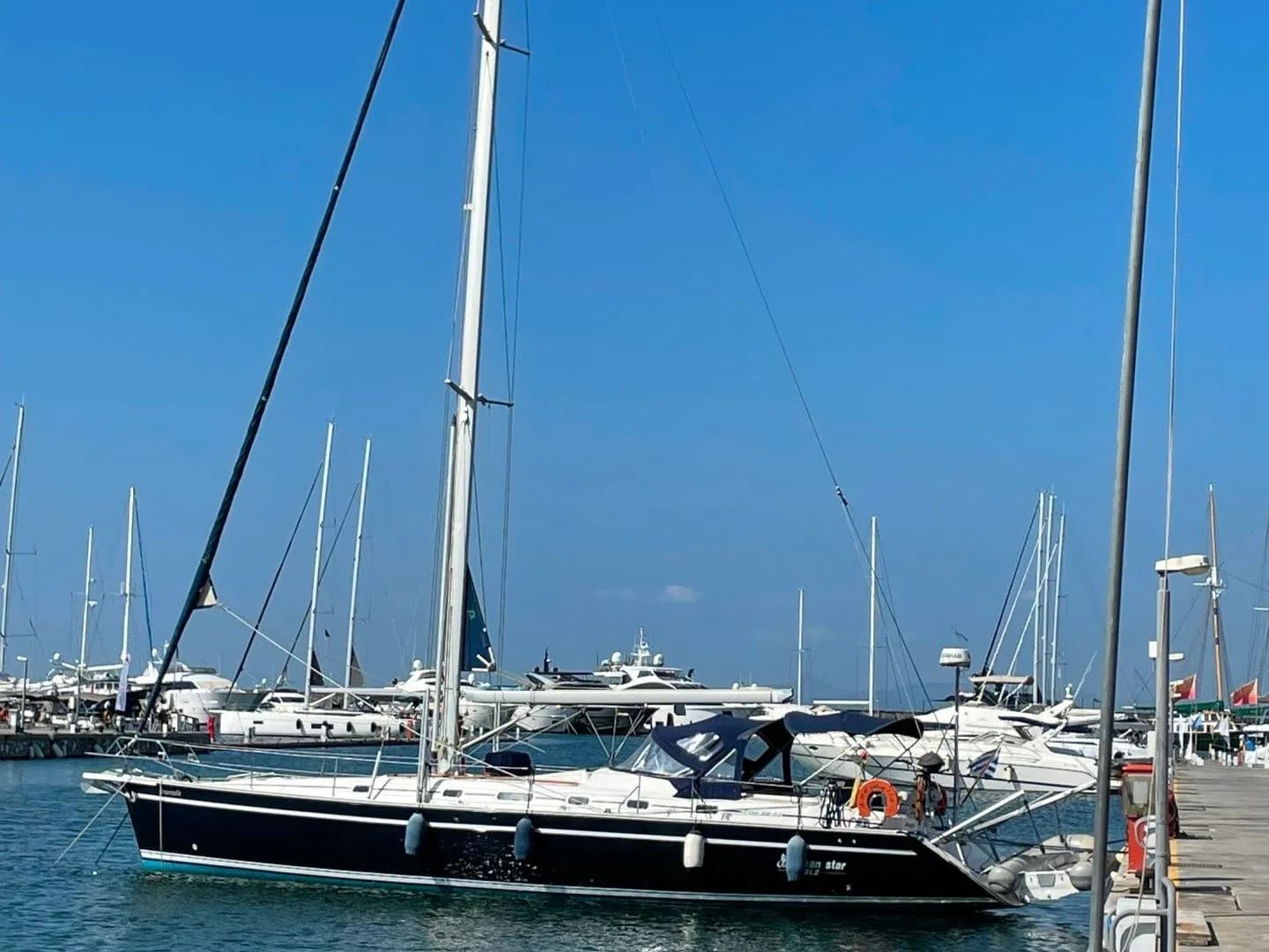 Boat - Explore Athens on a 15.56m Rental Boat