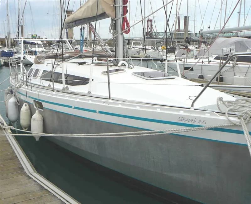 Boat - 11.4m Saint Malo Ovni 345 Sailing Yacht Hire