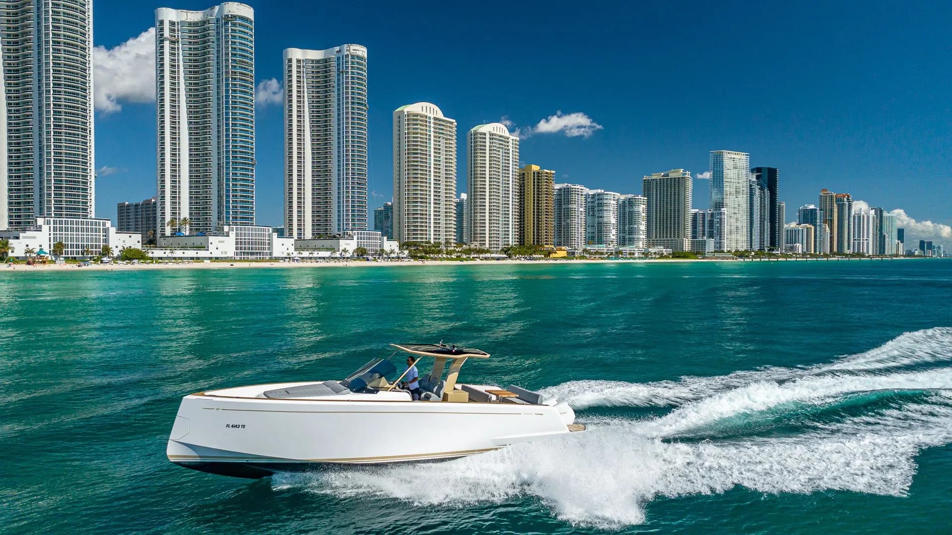Tekne - Miami Kiralık Pardo 38 11.56m Motoryat