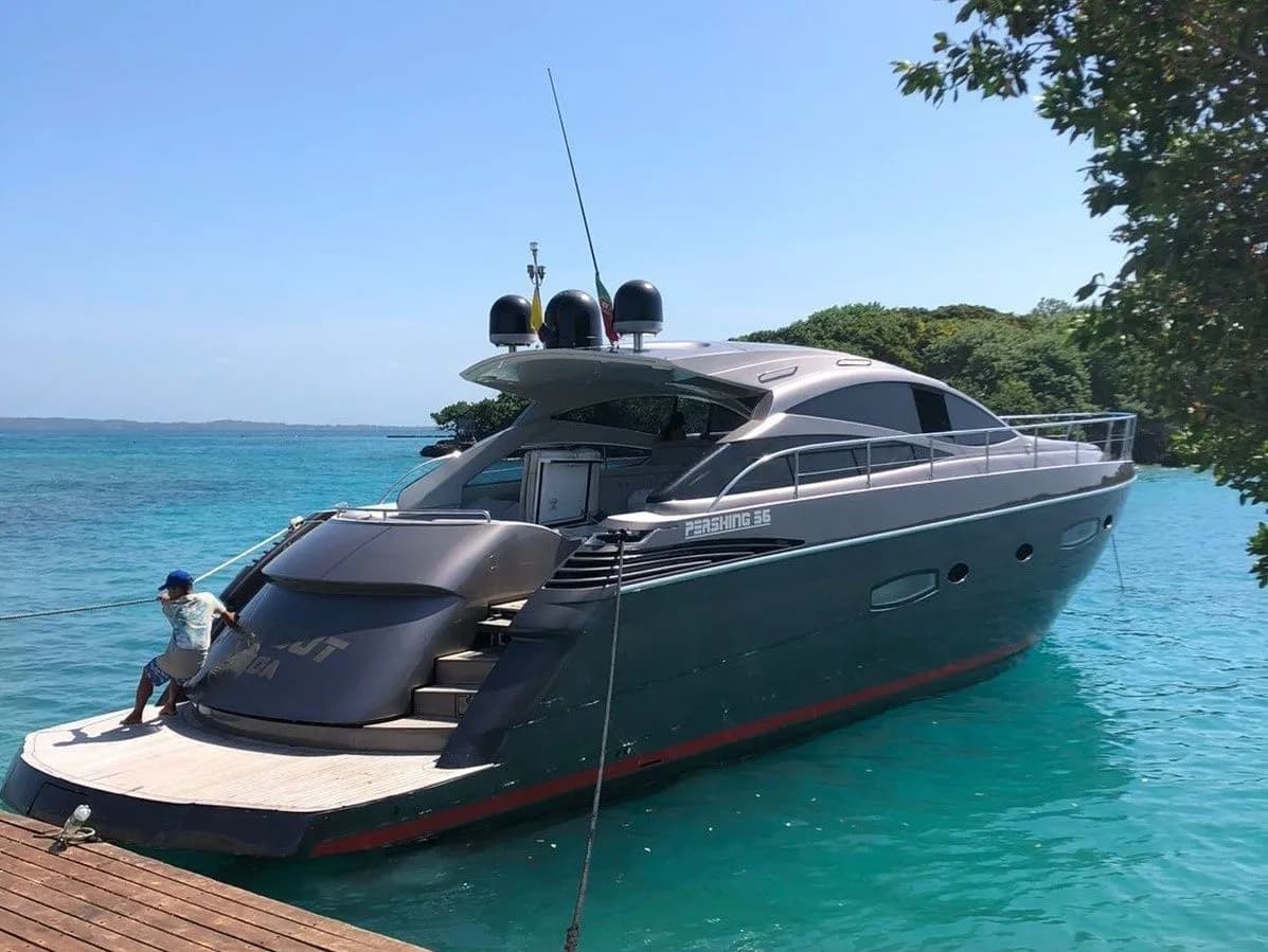 Boat - Rent a 18.12m Motor Yacht Pershing 56 in Cartagena de Indias