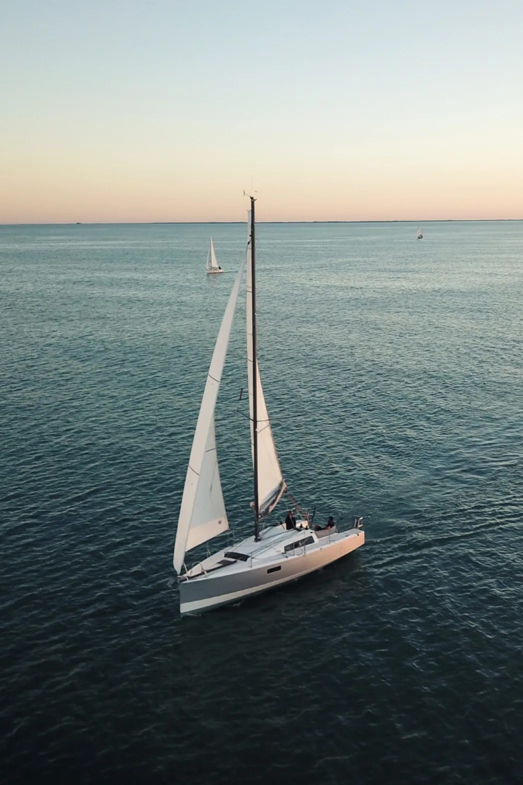 Boat - 9.14m La Rochelle Boat Hire