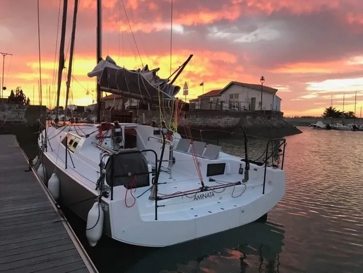 Boat - 10.86m Bormes-les-Mimosas Sailing Yacht Pogo 36 Hire