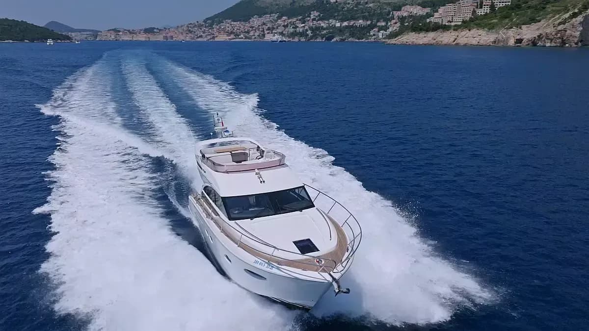 Tekne - Dubrovnik Kiralık 2 Kabinli 14.5m Motoryat