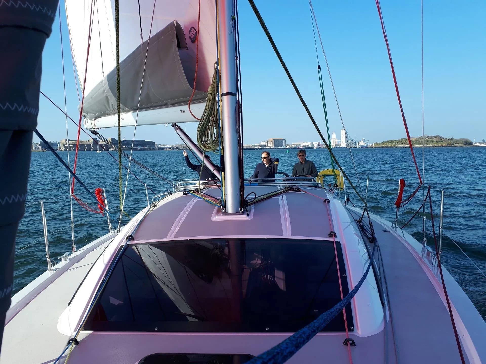 Boat - Rent a 10.7m RM 1070 in Lorient