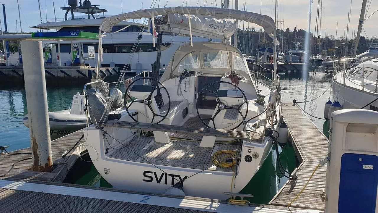 Boat - Explore Portorož on a 9.99m Rental Boat