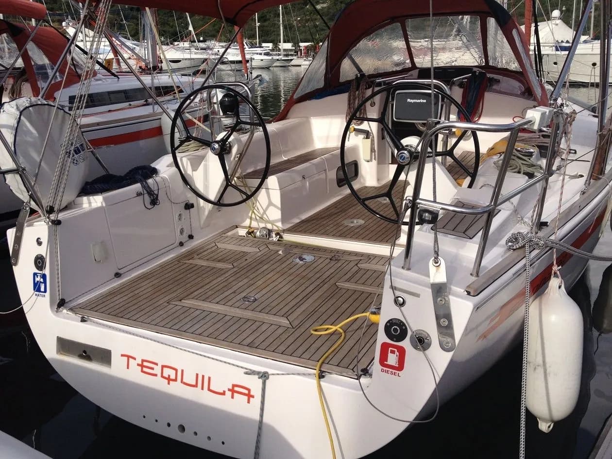 Boat - Rent a 11.5m Sailing Yacht in Izola