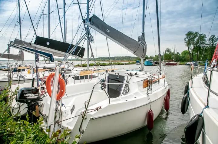 Boat - 6.6m Bogaczewo Sailing Yacht Hire